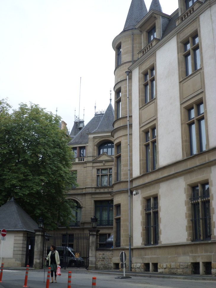 SAMSUNG CAMERA PICTURES