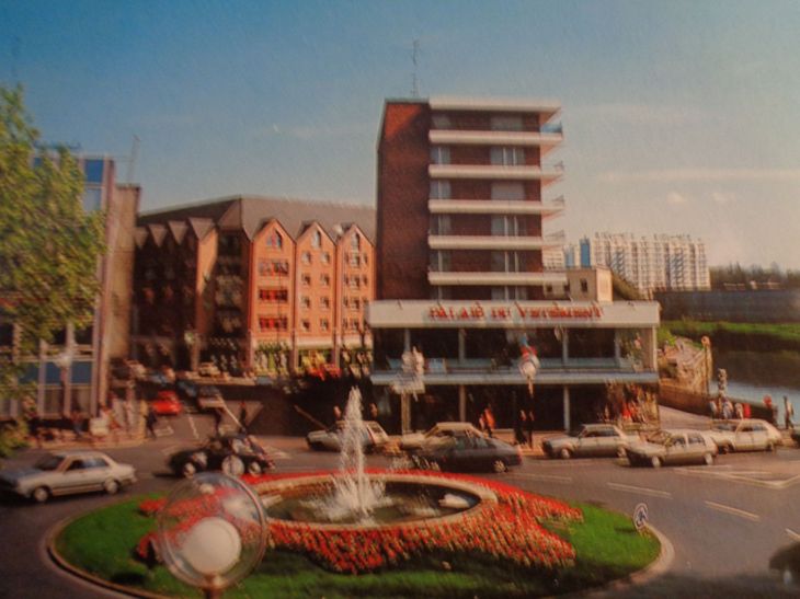 Mauberge rondpoint du pont de sambre