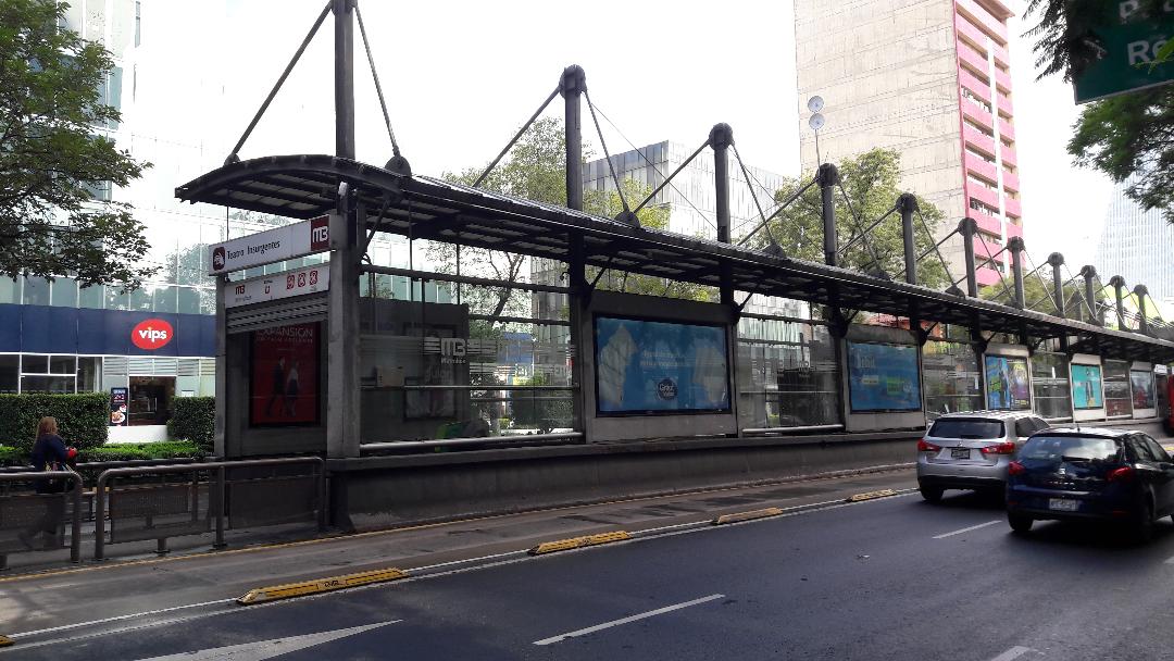 mexico-metrobus-insurgentes-sur-stop-sep18