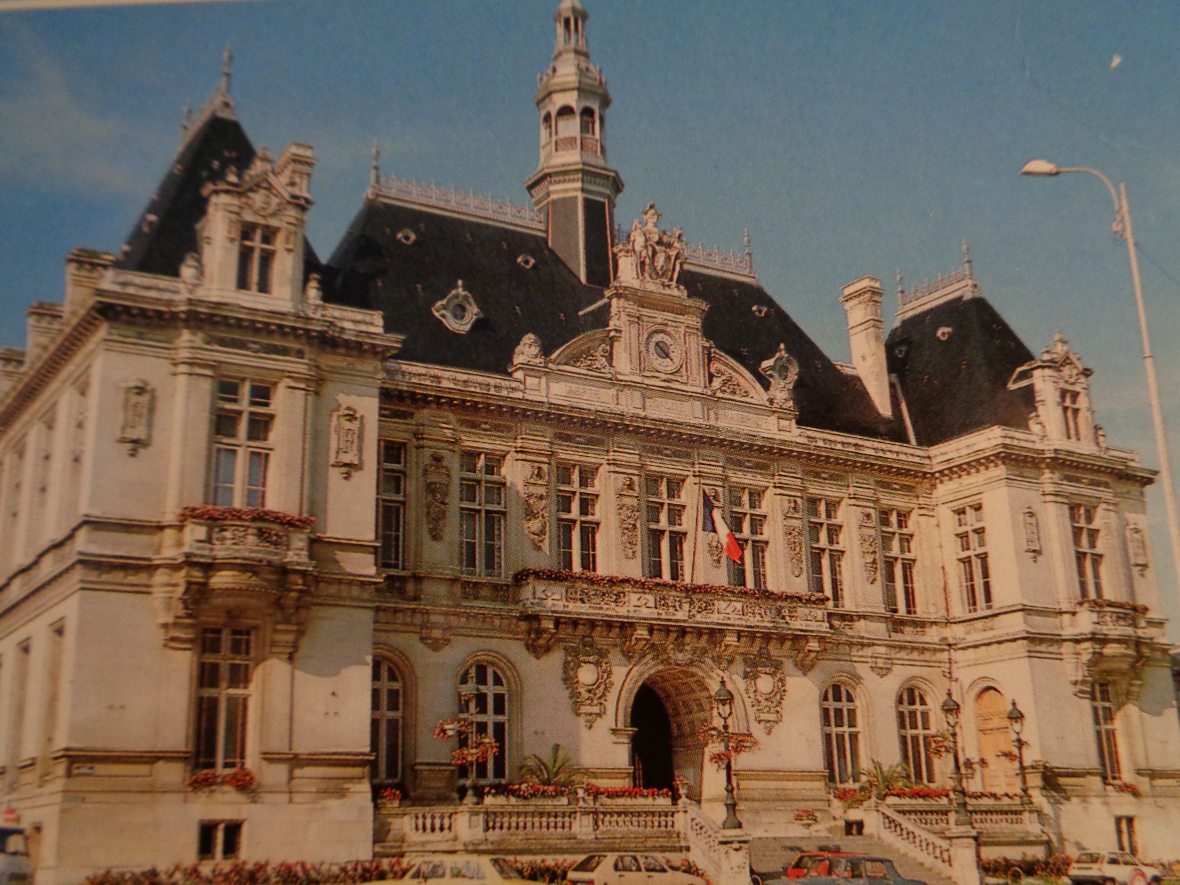 Niort hotel de ville front