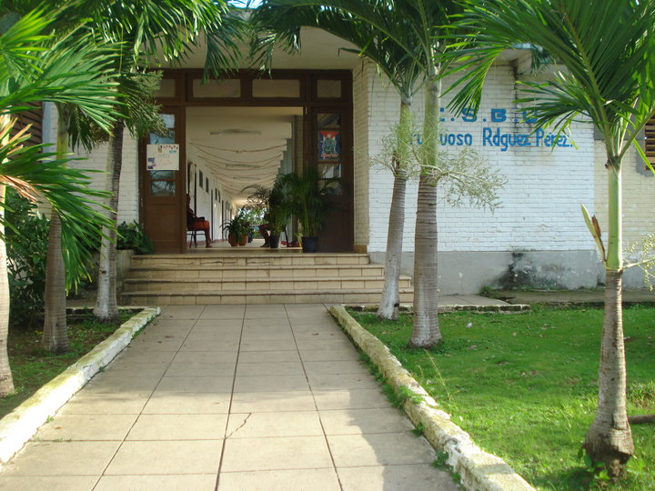 Punta Brava escuela secon fructuoso rodriguez mi escuela