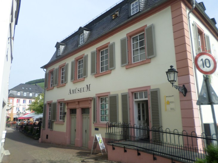 SAMSUNG CAMERA PICTURES