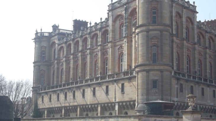 SGL chateau back mar12