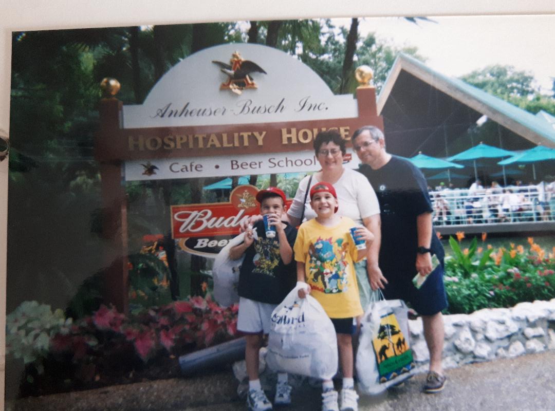 tampa-busch-gardens-mf-et-boys-c1998