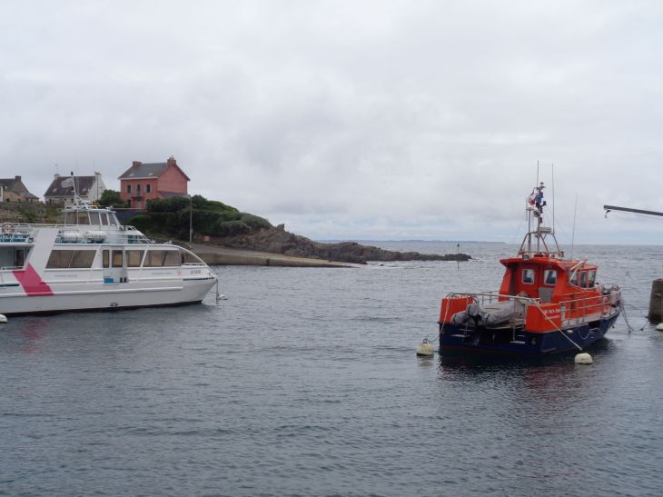 Clohars Carnoet port de doelan harbor SNSM boat jun22