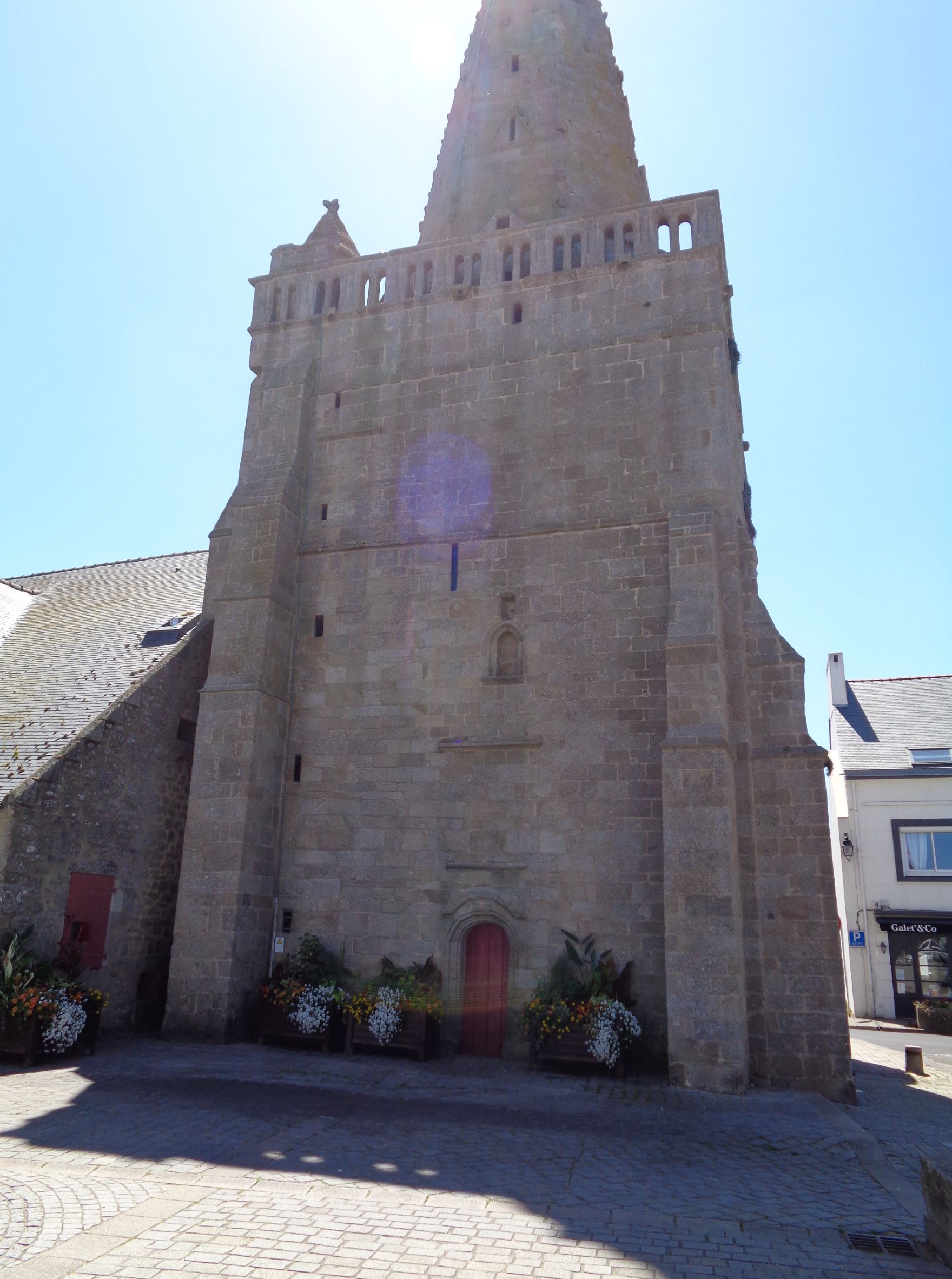 Larmor Plage ch Notre-Dame de Larmor-Plage back belltower jun22
