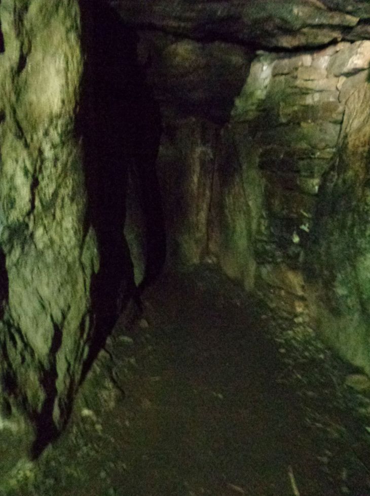 Le Bono tombes kernours end stele jun22