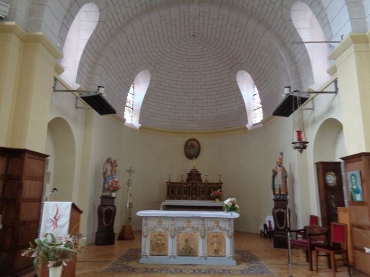 Meriadec ch st meriadec altar jun22