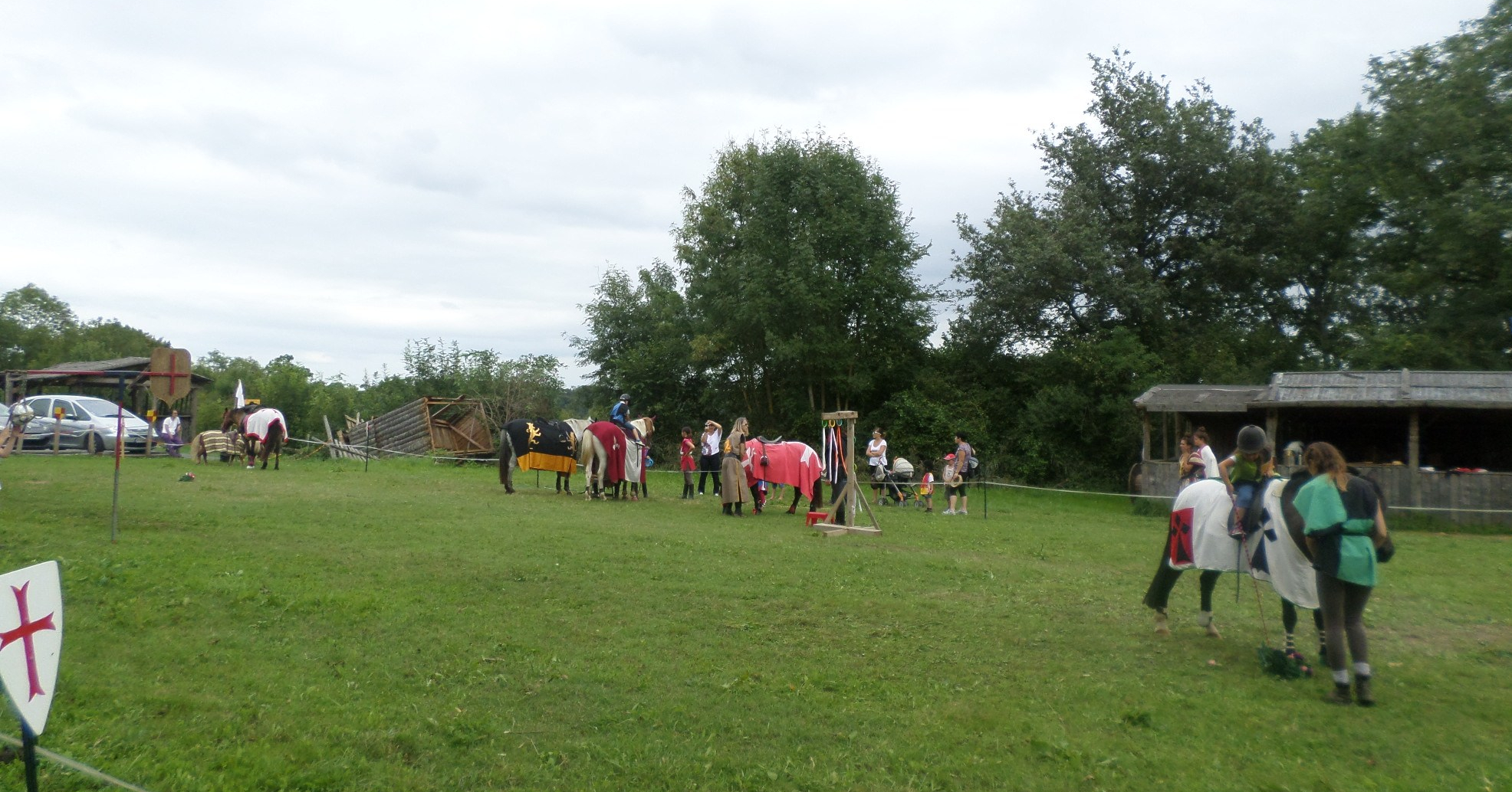 montaner-chateau-knights-aug14