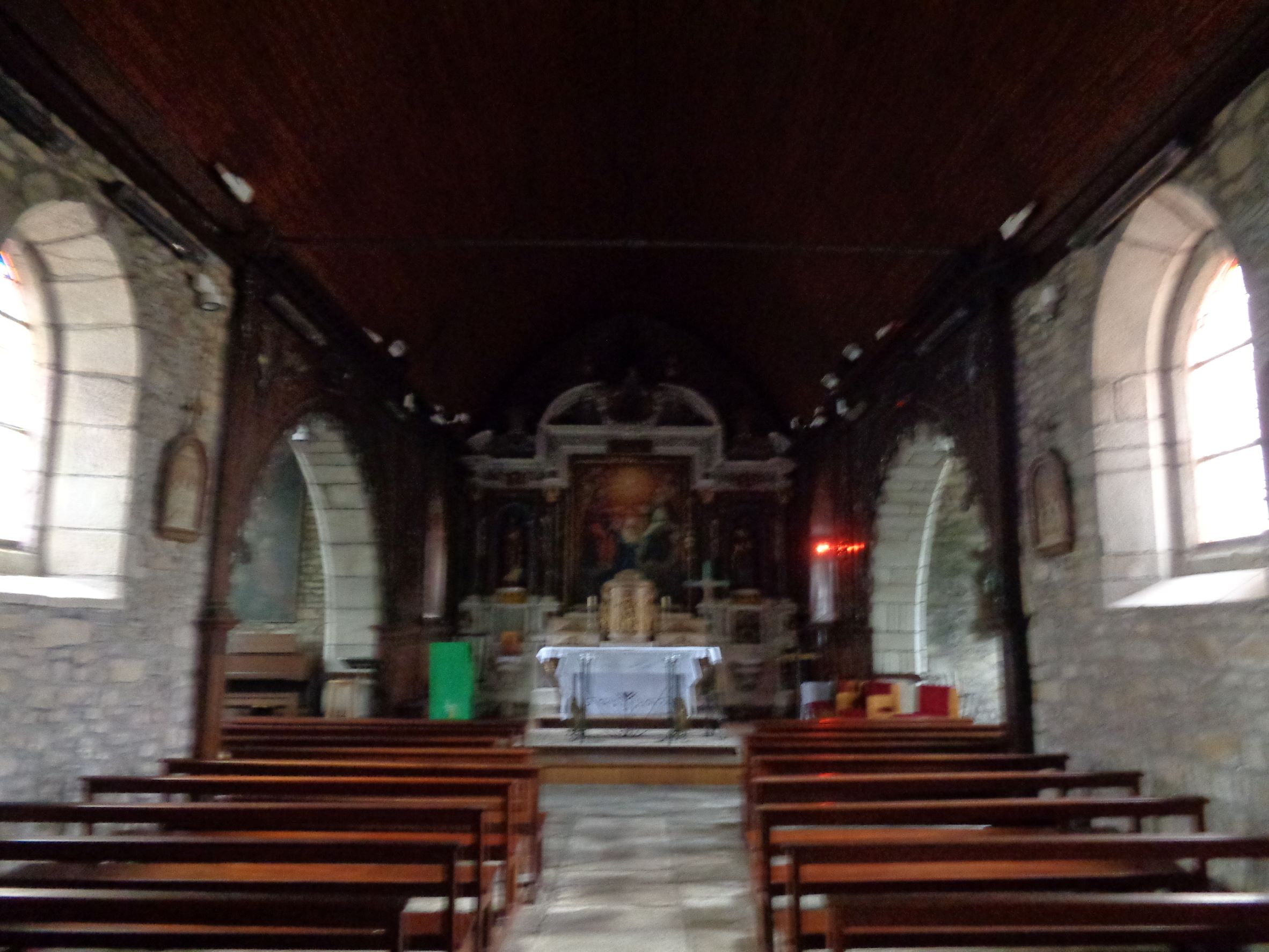 Plescop ch ND aux liens nave to altar jun22