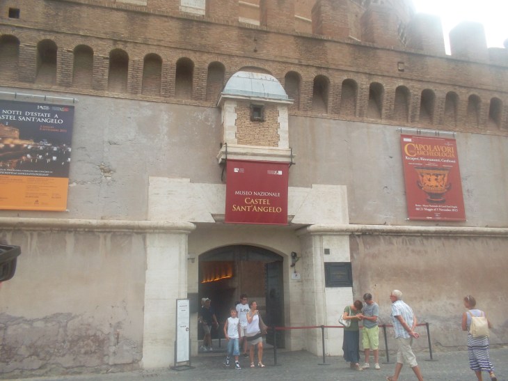roma-castel-st-angelo-army-museum-ent-aug13