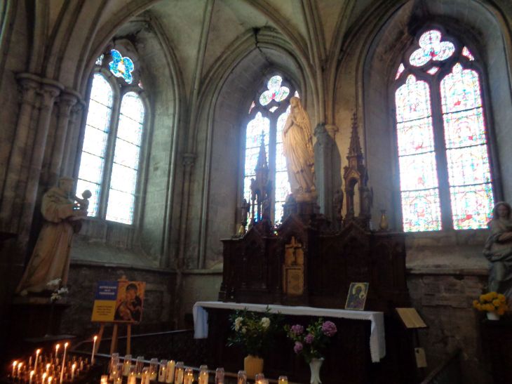 Dol de Bretagne Cathedral St Samson chapel Virgin adorable jul22