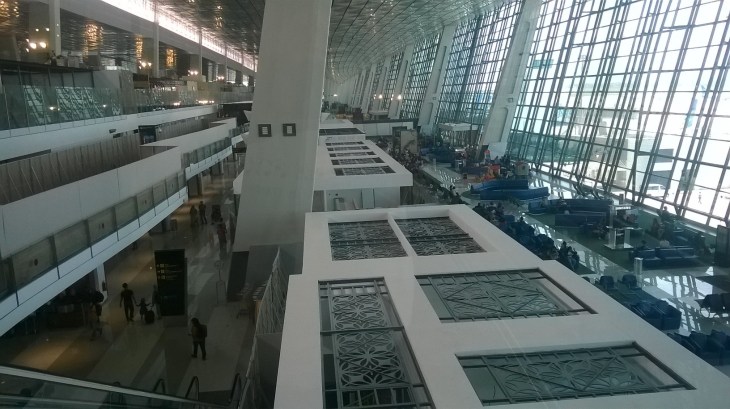 jakarta-apt-domestic-gates-to-surabaya-nov16