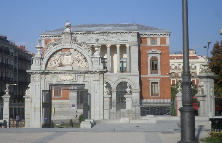 madrid-mus-prado-cason-del-buen-retiro-back-gate-aug19