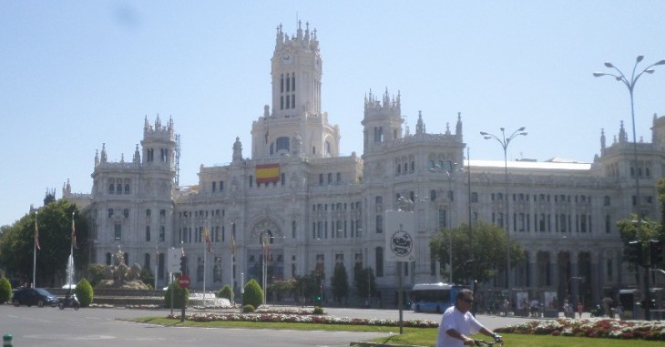 madrid-palacio-cibeles-city-hall-aug19