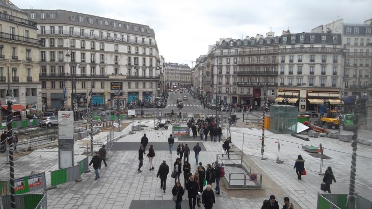 paris-rue-du-havre-et-st-lazare-feb14