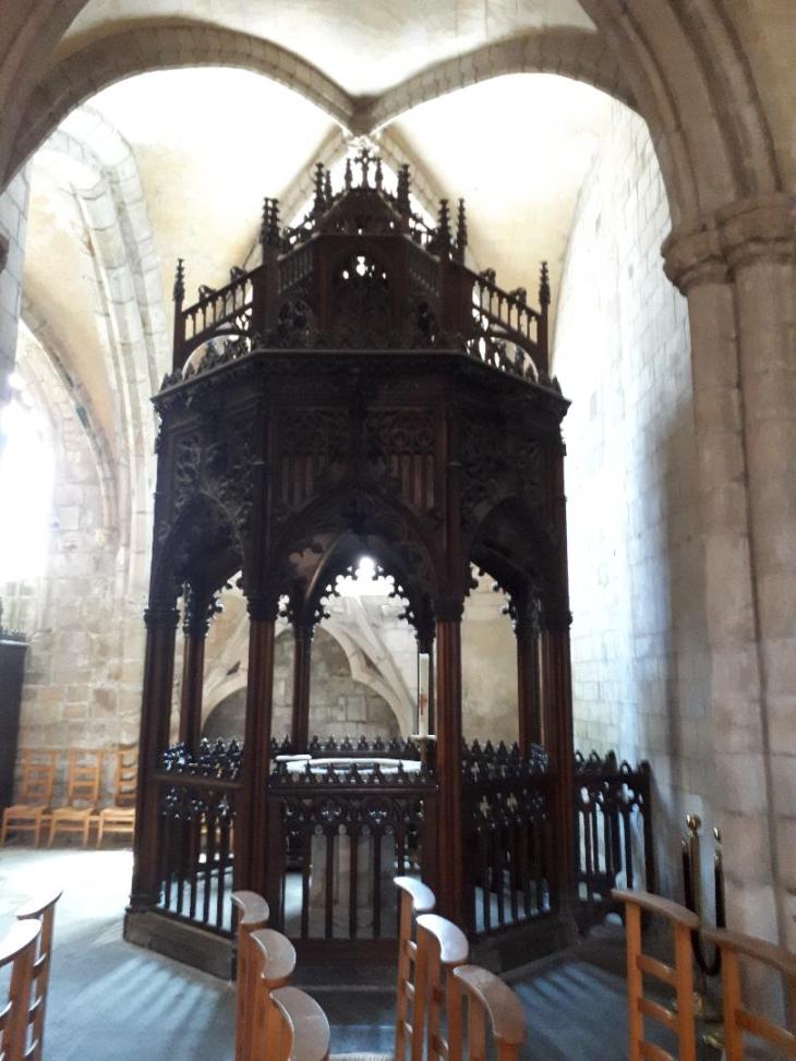 Saint Pol de Leon Cathedral St Pol Aurelien baptismal font chapel jun22