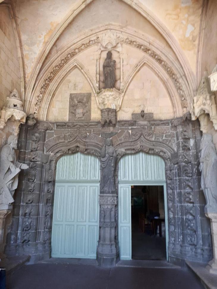 Saint Pol de Leon Cathedral St Pol Aurelien front door jun22