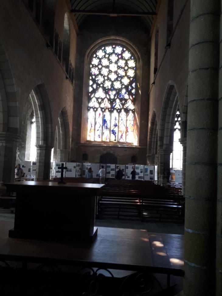 Saint Pol de Leon ND du Kreisker Chapel by entrance rosary with virtues jun22