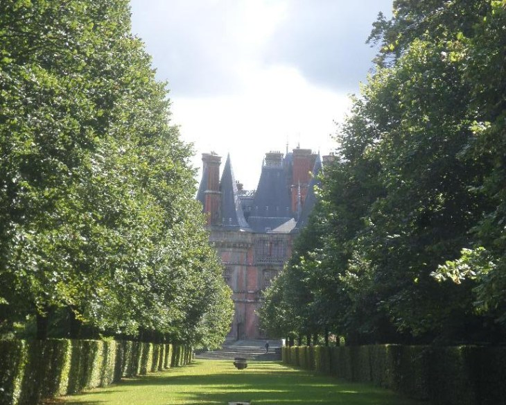 st-goazec-dom-trevarez-alley-of-lights-fr-italian-garden-to-castle-aug19