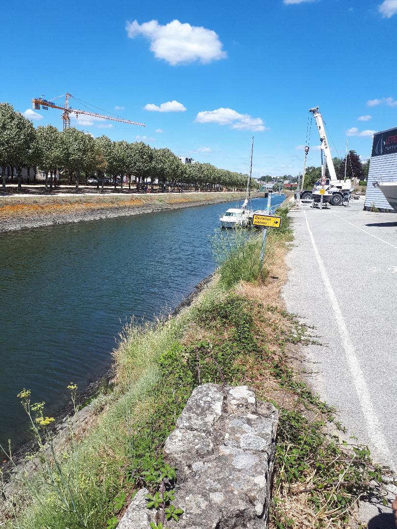 Vannes canal marina to city jul22