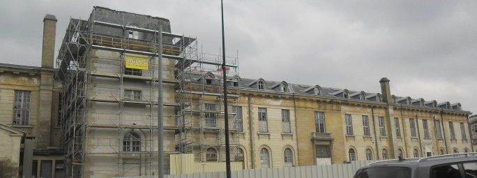 versailles-hosp-richard-from-bd-mar-foch-2011