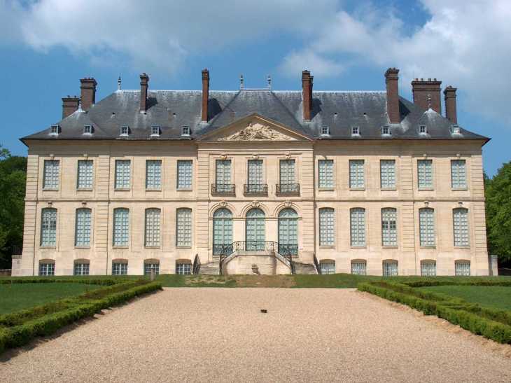 villarceaux-domaine-castle