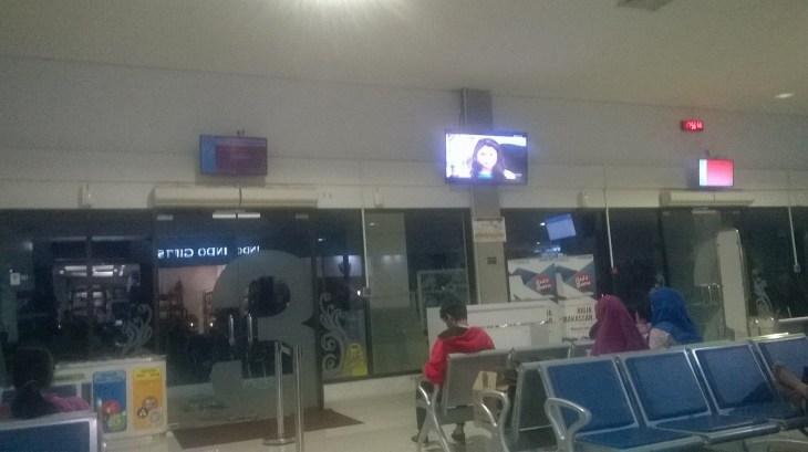 yogyakarta-apt-gate-03-to-surabaya-on-sriwijaya-airline-nov16