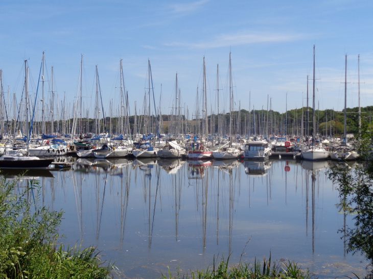 Arzal pleasure marina on the dam right side aug22