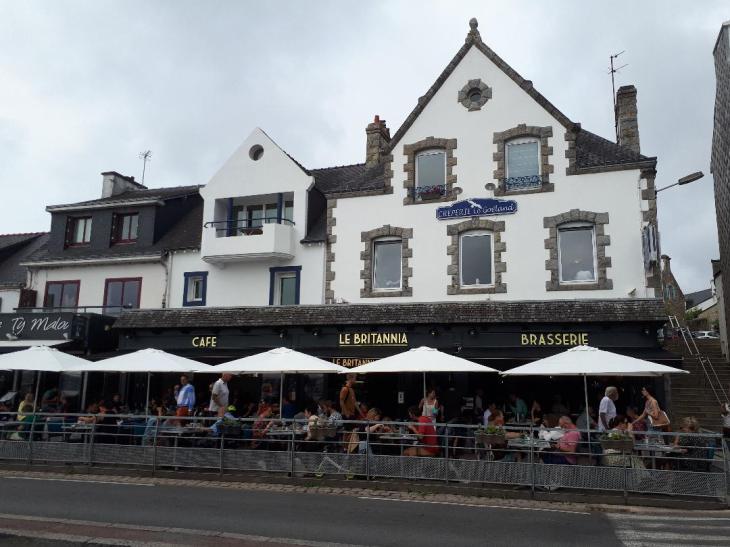 La Trinite sur Mer Le Britannia resto front aug22