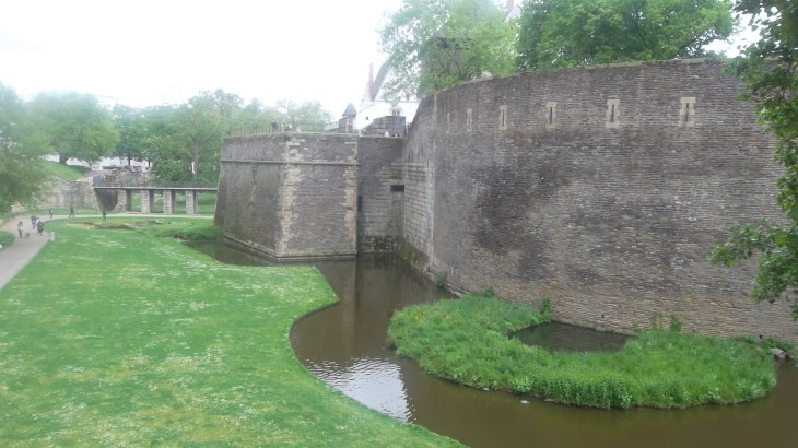 nantes castle dukes ramparts fosses my13