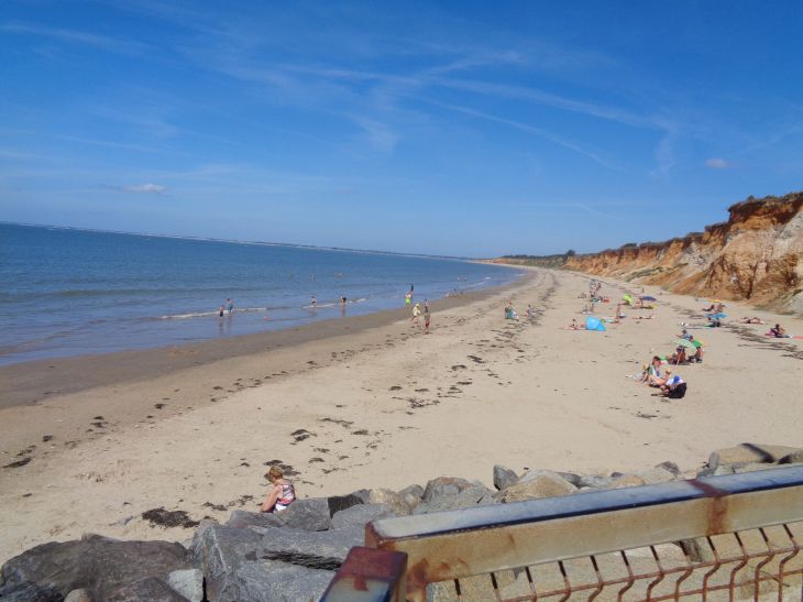 Penestin plage de la mine d'or right side closer aug22