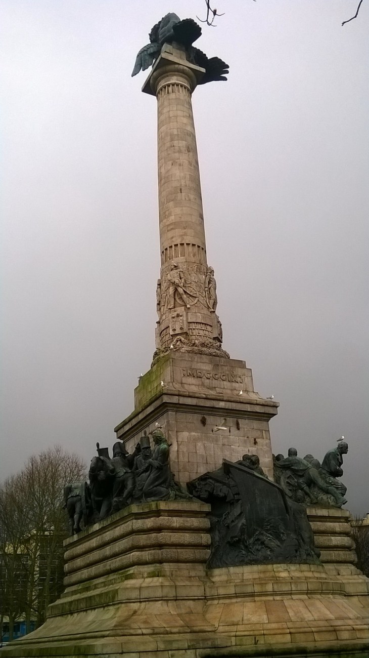 porto-rotunda-da-boavista-mon-back-mar17