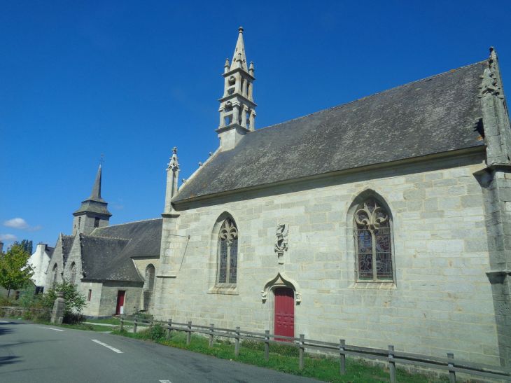 Saint Nolff Chapelle of Sainte-Anne et Ch Saint Majeul side aug22