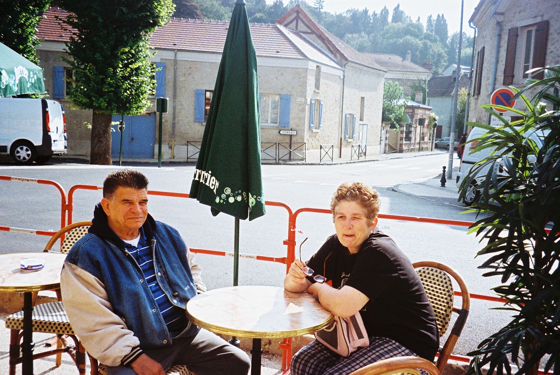 Seraincourt D43 et D205 le relais du vexin Pipo et MF Sept09