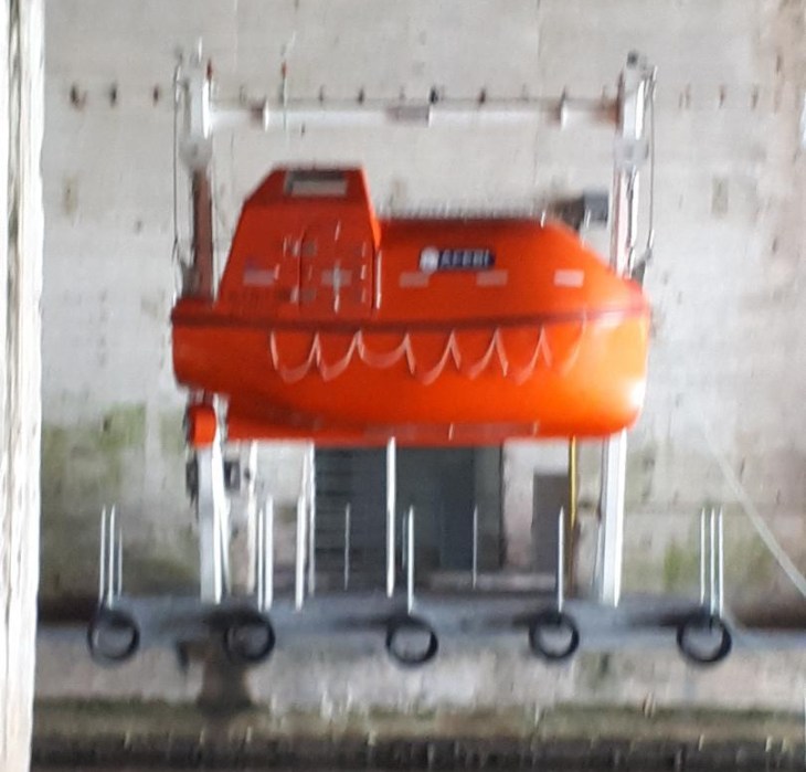 st-nazaire-submarine-base-mini-sub-jun19