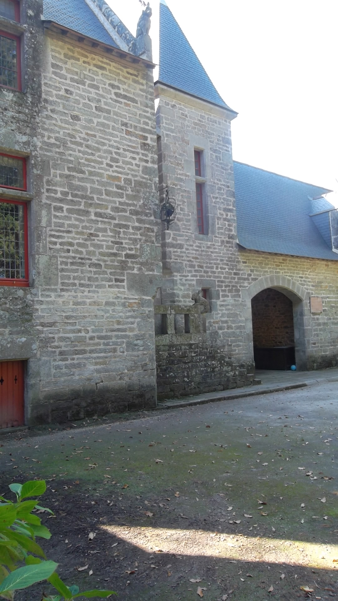 elven forteresse de langoet inside oct11