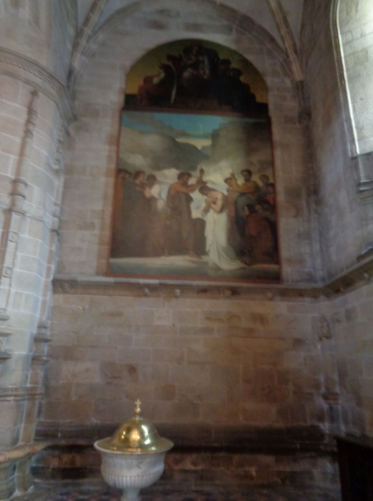 Guingamp basilica ND bon secours chapel baptismal font sep22