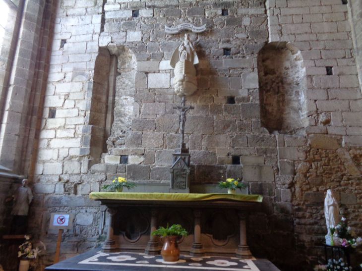 Guingamp basilica ND bon secours chapel ste Anne sep22