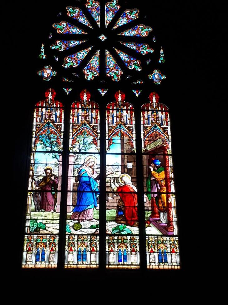 Lamballe ch St Jean stained glass of the Virgin sep22