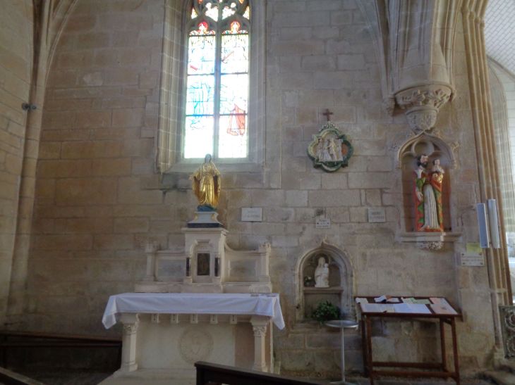 Languidic Chapelle Notre Dame des Fleurs chapel virgin sep22