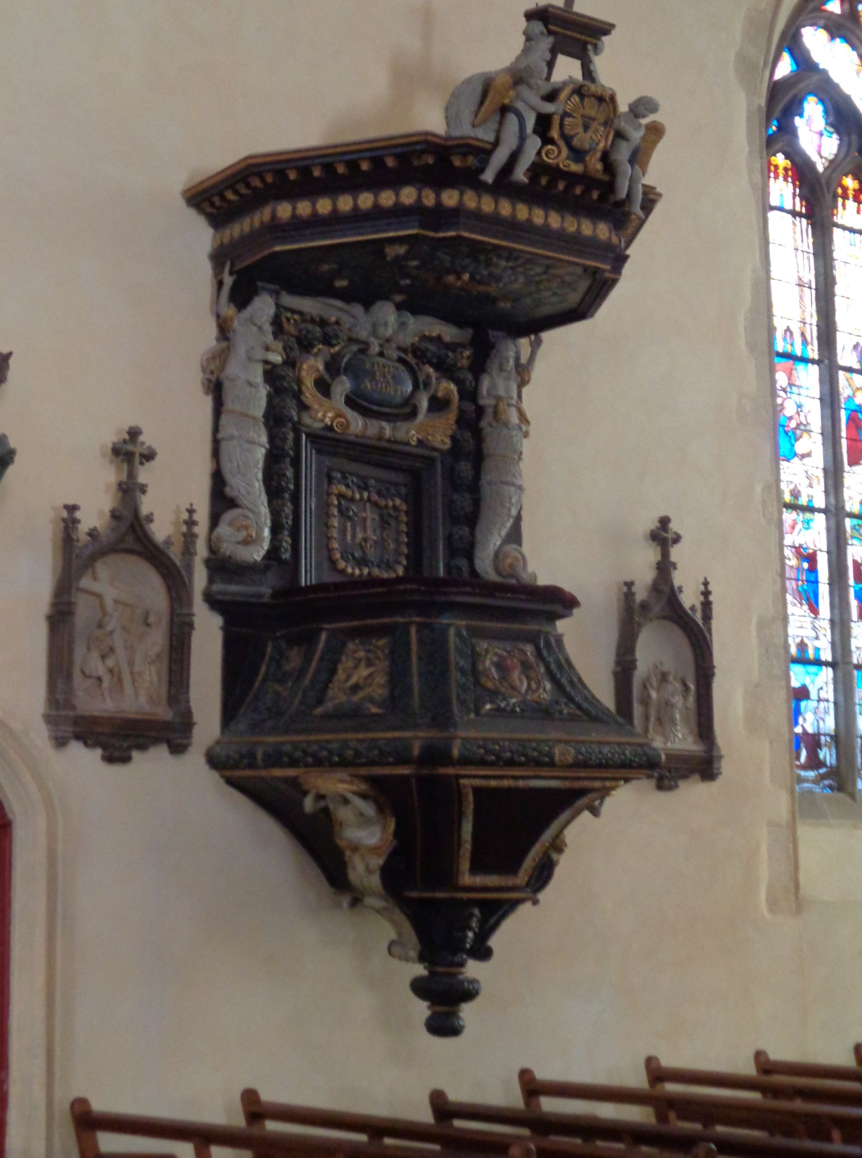 Malestroit ch Saint Gilles pulpit sep22