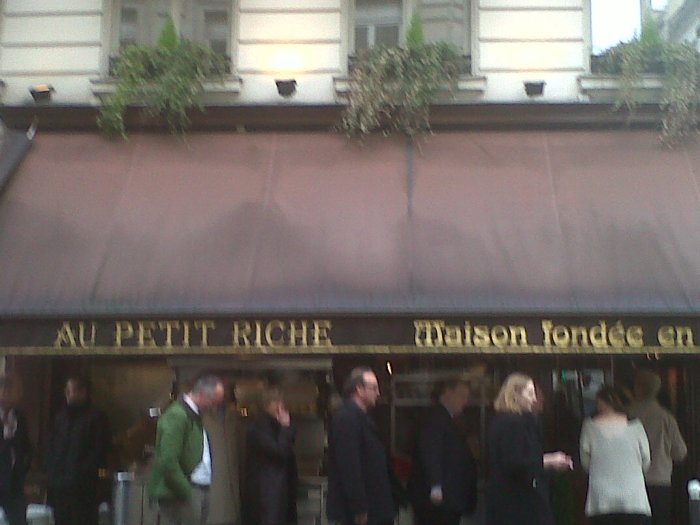 paris au petit riche resto apr12