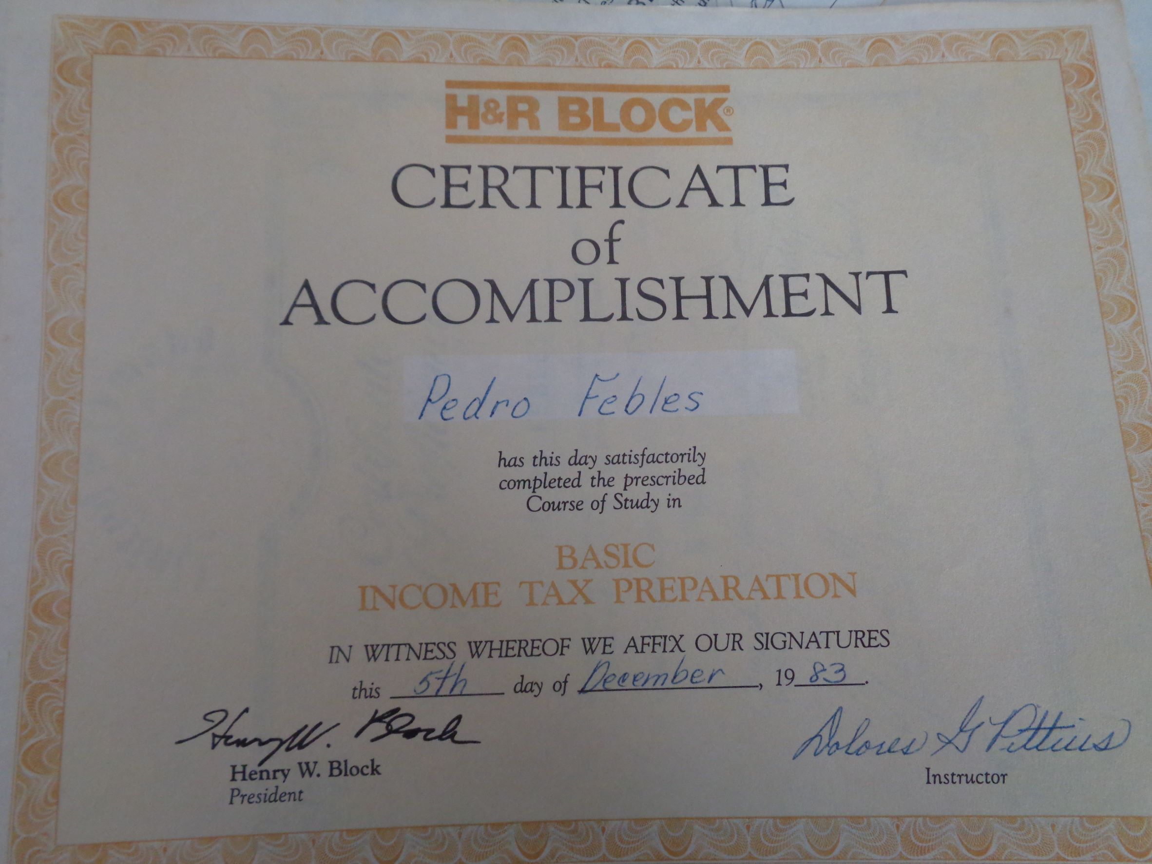 Perth Amboy H&R tax training accomp certificate 5dec1983