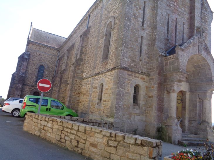 Plaudren ch St Bily side front sep22