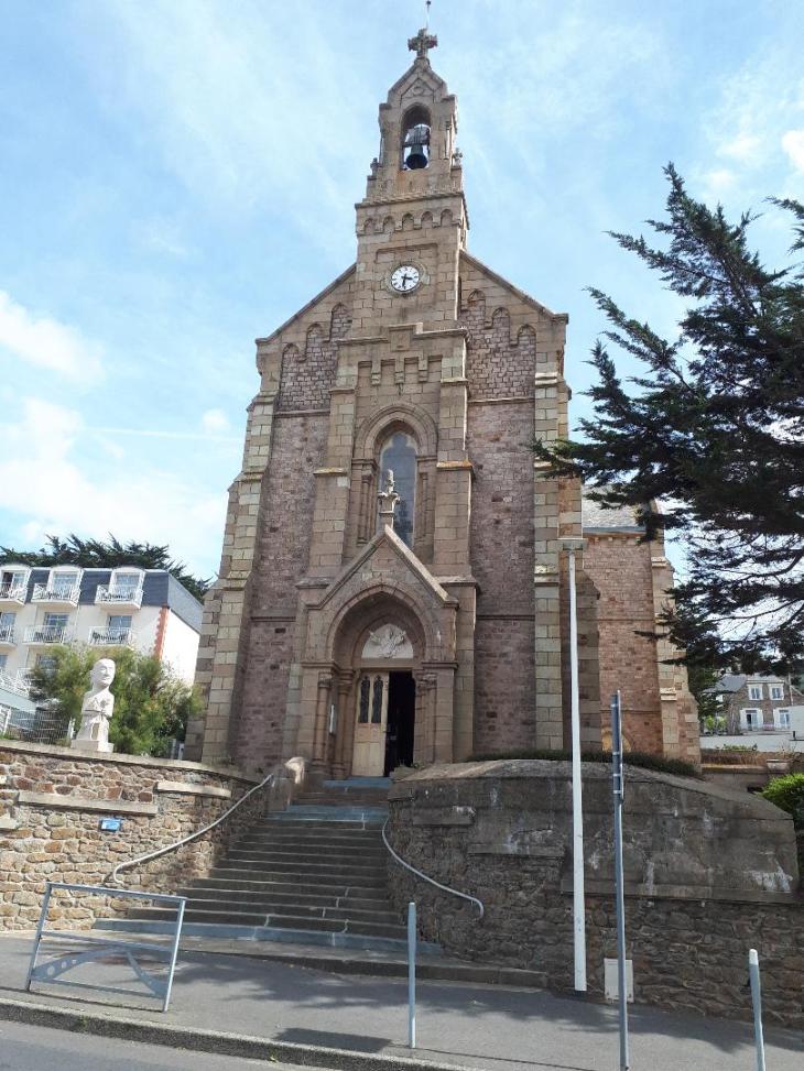 Pléneuf Val André Chapelle Notre Dame front sep22