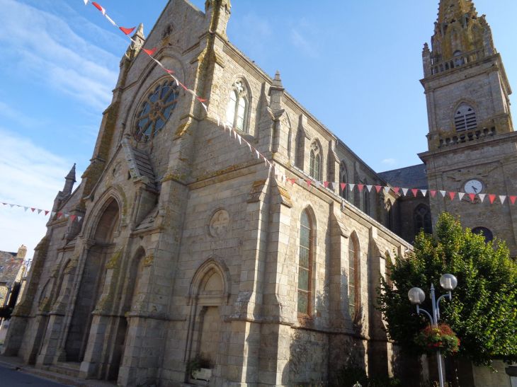 Plouhinec ch Notre Dame de Grâce front sep22