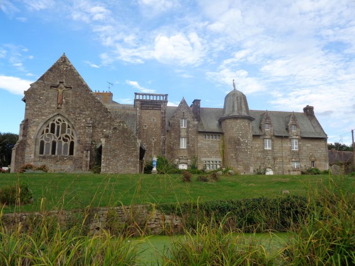 Rostrenen manoir de kampostal sep22