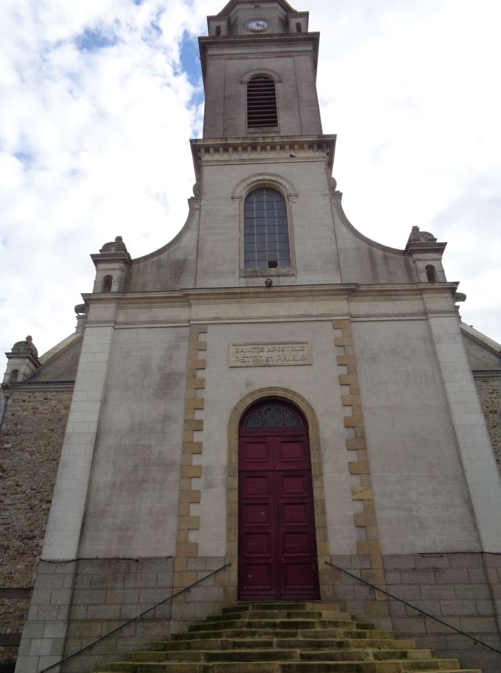 Derval ch Saint Pierre Saint Paul belltower clock oct22