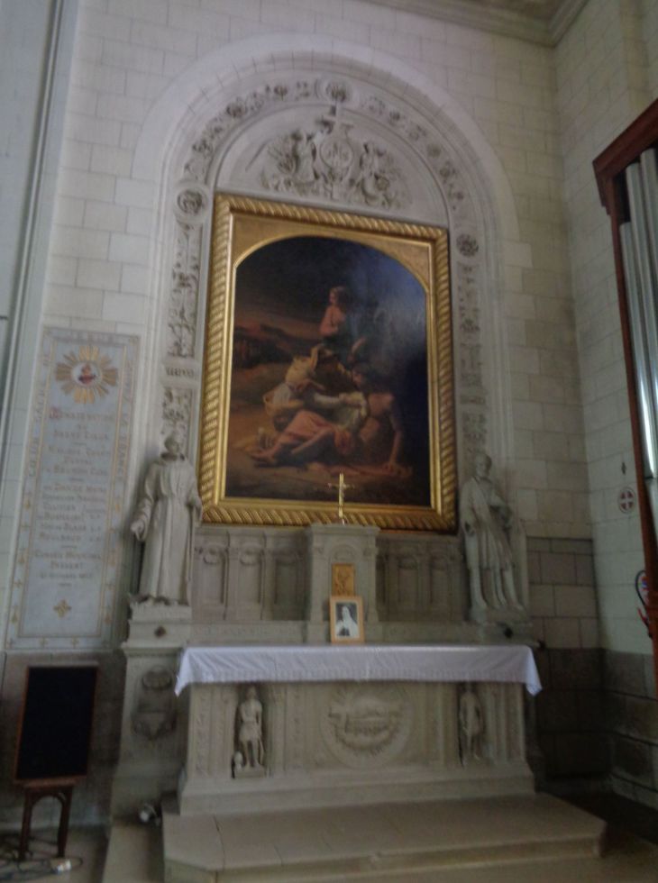 Derval ch Saint Pierre Saint Paul chapel rising portrait oct22